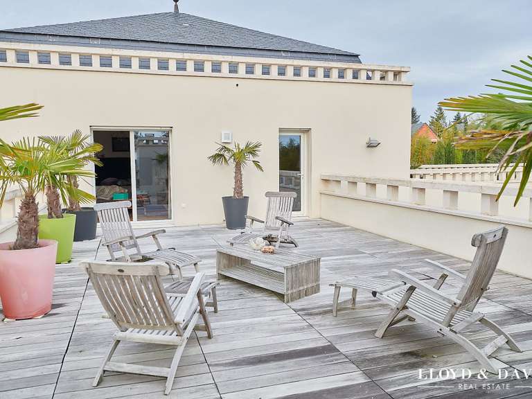 Maison Saint-Cyr-sur-Loire - 5 chambres - 581m²