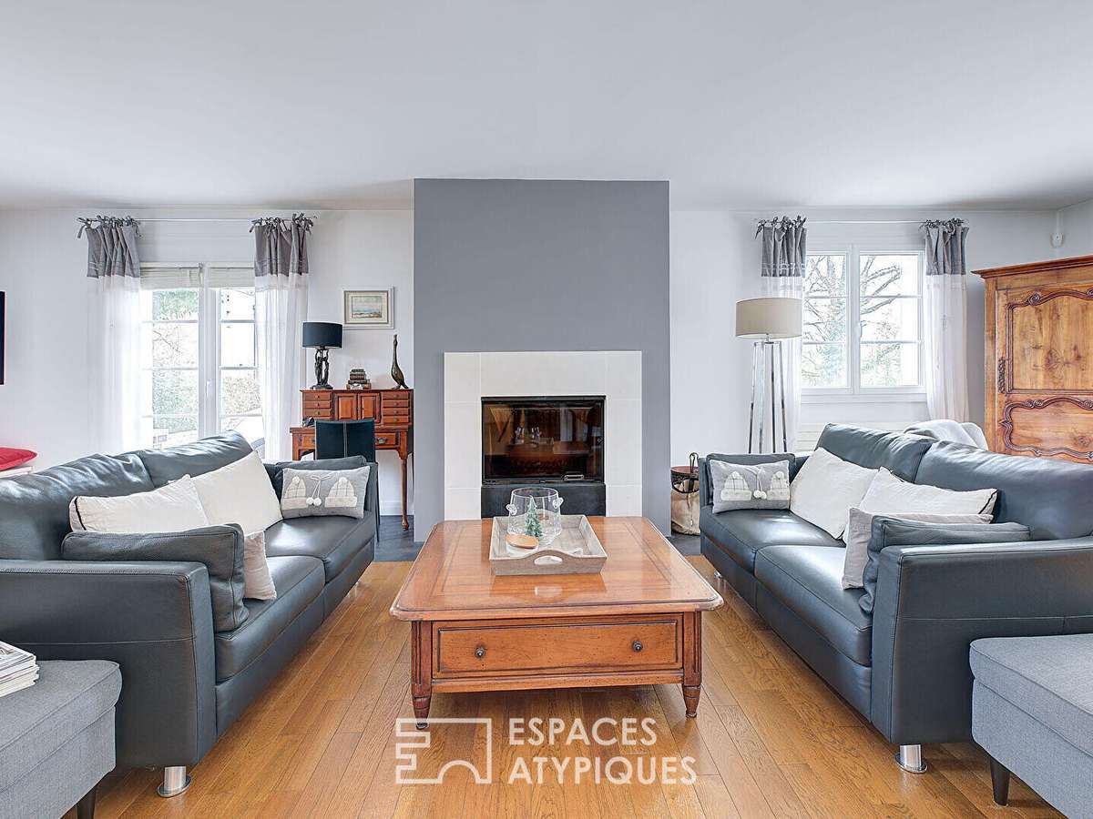 Vente Villa SaintCyrsurLoire 980 000€