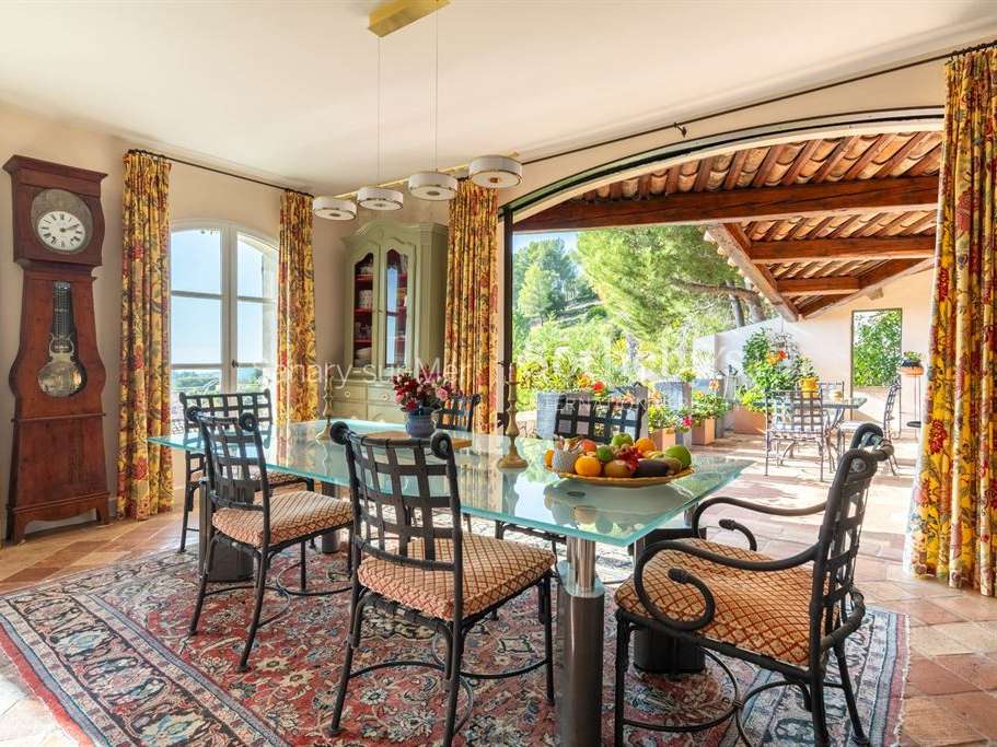 House Saint-Cyr-sur-Mer