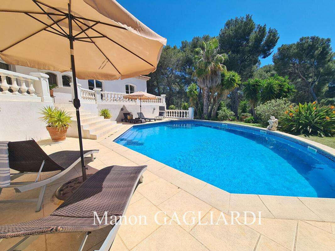 House Saint-Cyr-sur-Mer