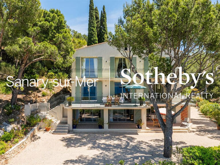 Maison Saint-Cyr-sur-Mer - 270m²