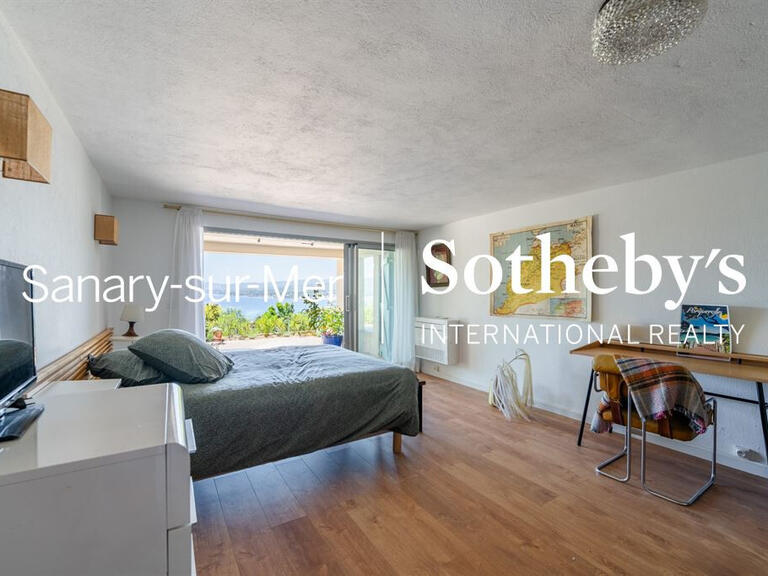 Maison Saint-Cyr-sur-Mer - 270m²