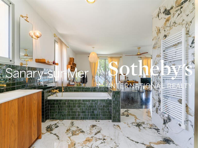 Maison Saint-Cyr-sur-Mer - 270m²