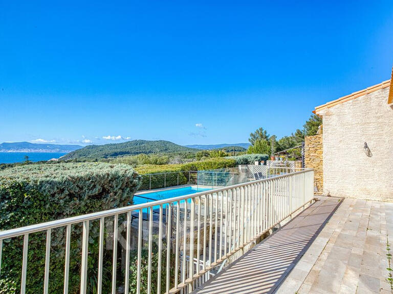 House Saint-Cyr-sur-Mer - 3 bedrooms - 200m²