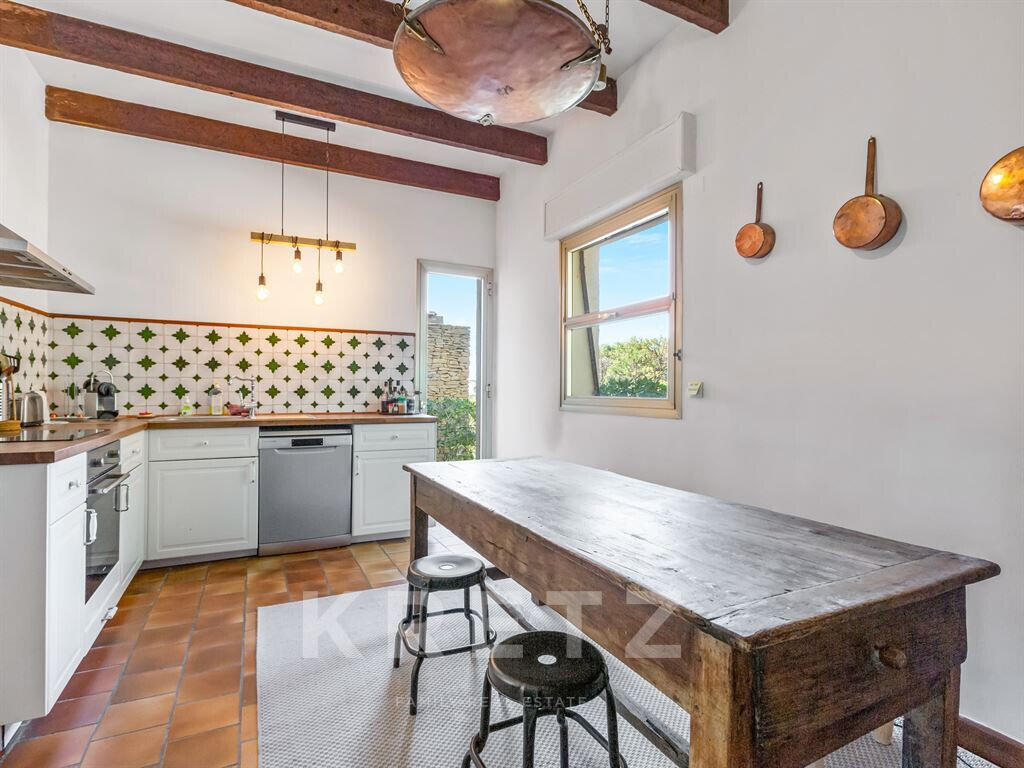 House Saint-Cyr-sur-Mer