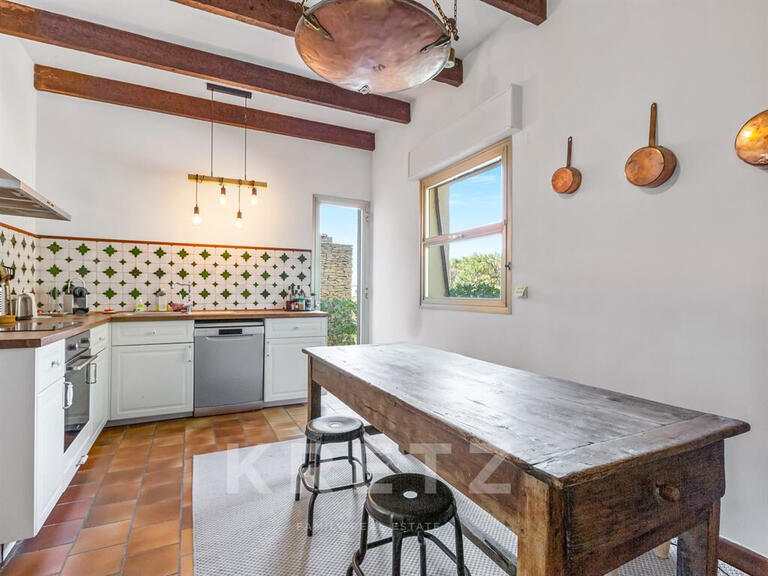 House Saint-Cyr-sur-Mer - 3 bedrooms - 200m²