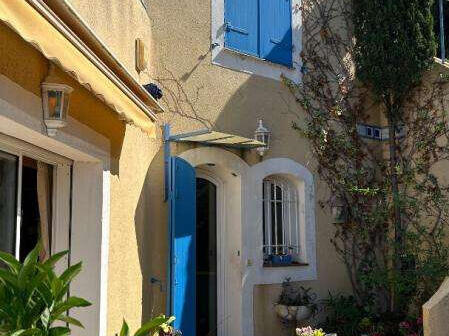 House Saint-Cyr-sur-Mer
