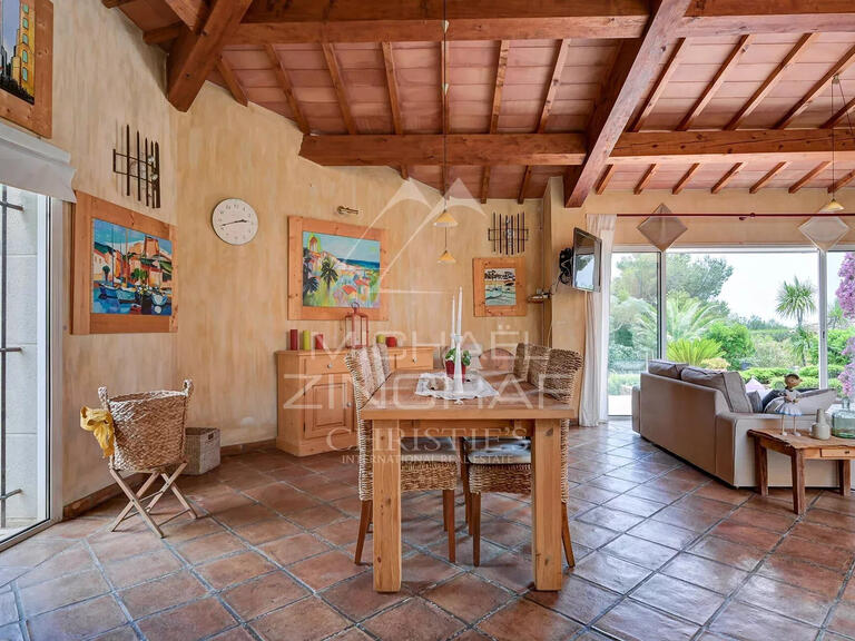 Maison Saint-Cyr-sur-Mer - 4 chambres - 186m²