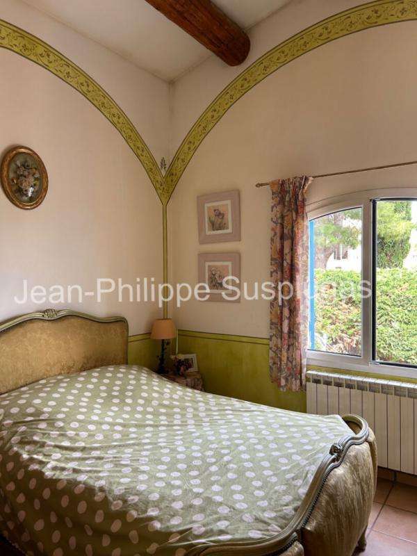 House Saint-Cyr-sur-Mer