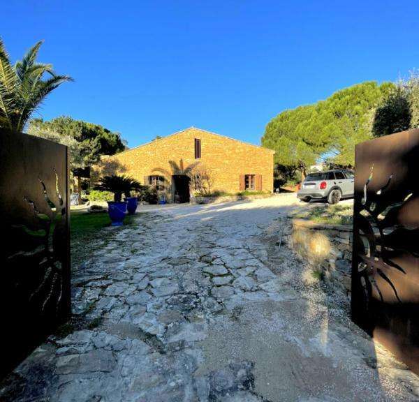 House Saint-Cyr-sur-Mer - 3 bedrooms