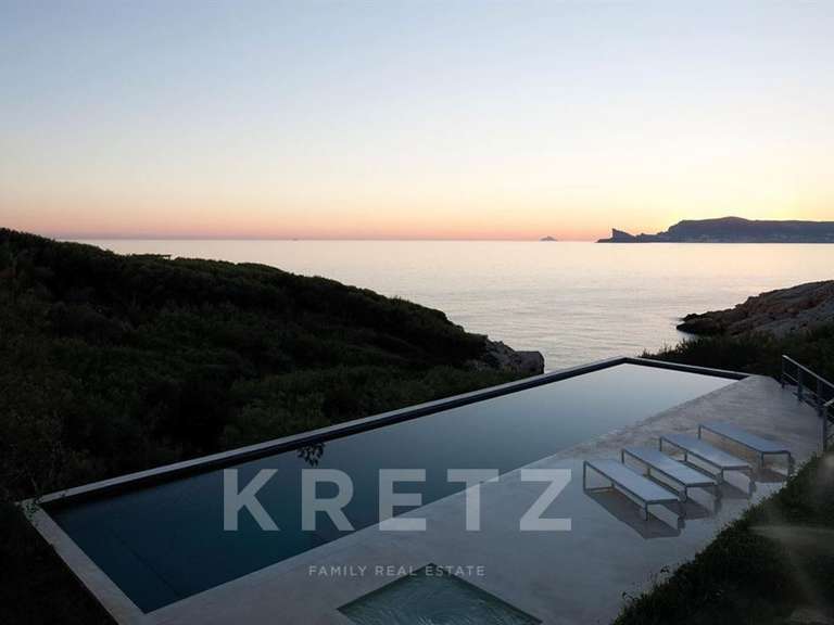 House Saint-Cyr-sur-Mer - 6 bedrooms - 500m²
