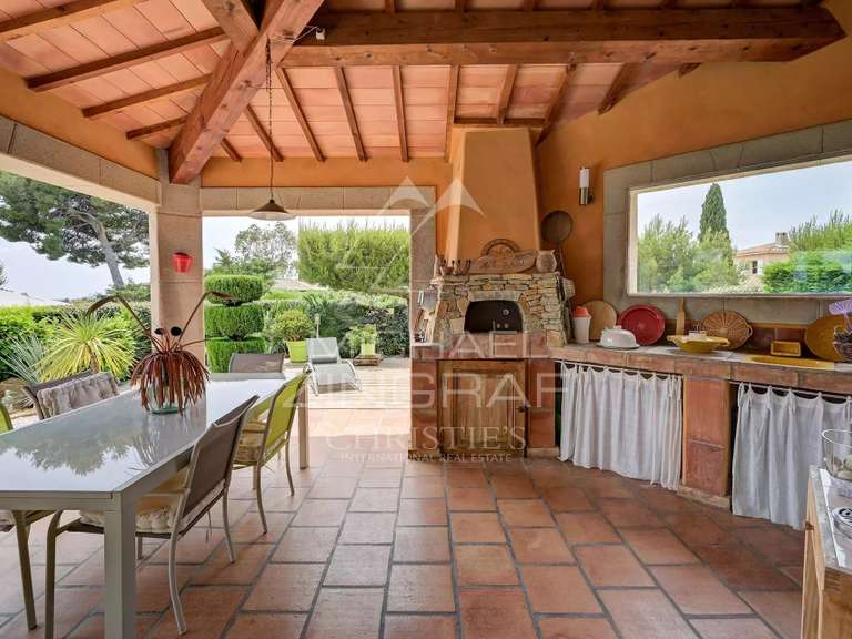 House Saint-Cyr-sur-Mer - 4 bedrooms - 186m²