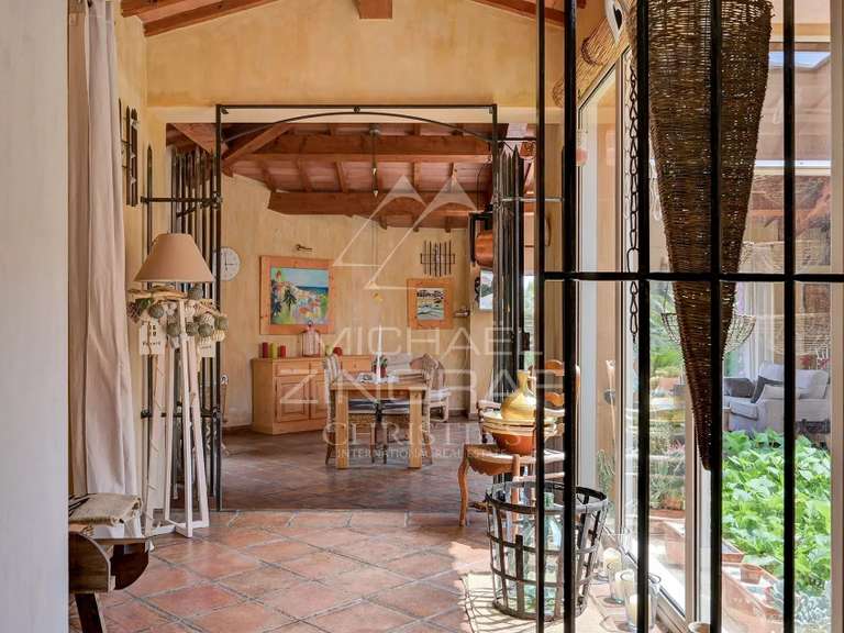 House Saint-Cyr-sur-Mer - 4 bedrooms - 186m²