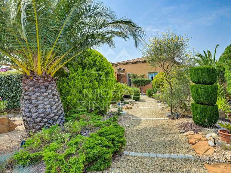 House Saint-Cyr-sur-Mer - 4 bedrooms - 186m²