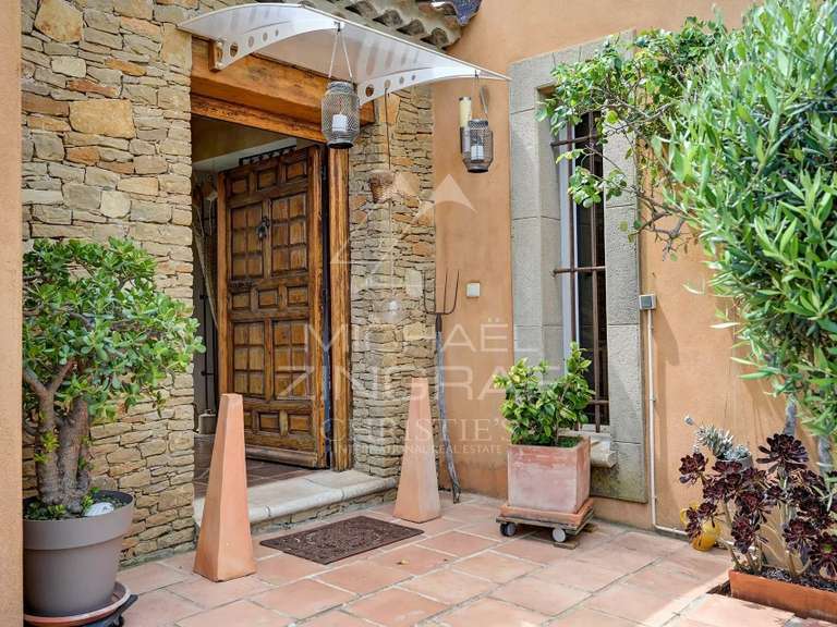 House Saint-Cyr-sur-Mer - 4 bedrooms - 186m²