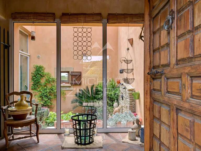 House Saint-Cyr-sur-Mer - 4 bedrooms - 186m²