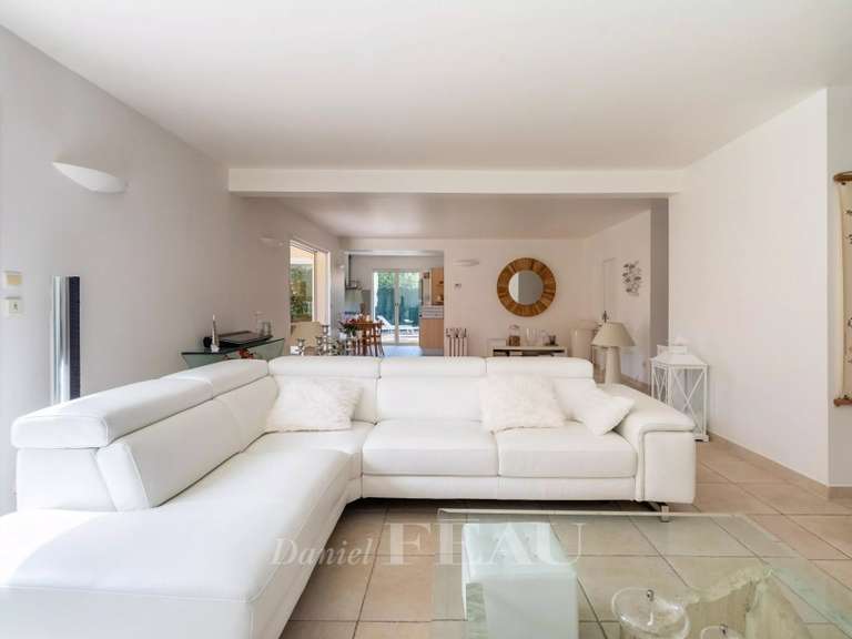 Maison Saint-Cyr-sur-Mer - 4 chambres - 181m²