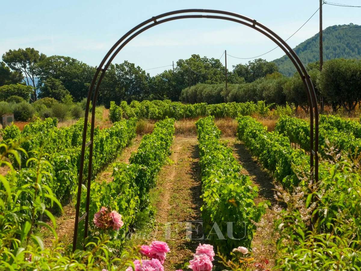 Maison Saint-Cyr-sur-Mer