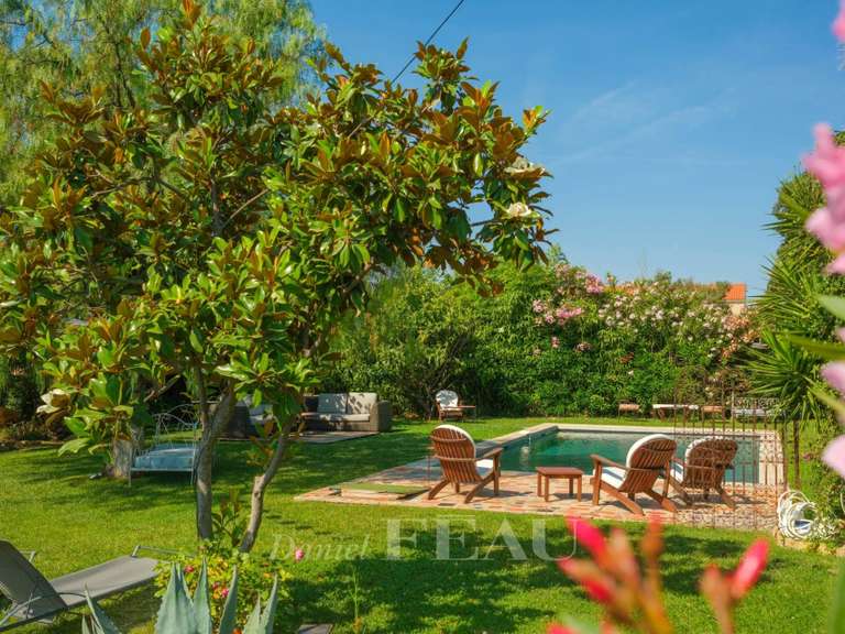 Maison Saint-Cyr-sur-Mer - 11 chambres - 380m²