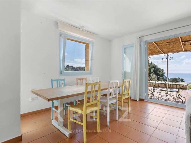 House Saint-Cyr-sur-Mer - 4 bedrooms - 280m²