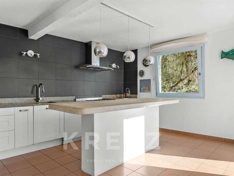 House Saint-Cyr-sur-Mer - 4 bedrooms - 280m²