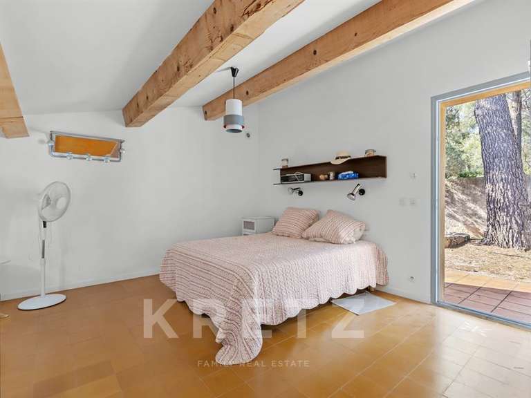 House Saint-Cyr-sur-Mer - 4 bedrooms - 280m²