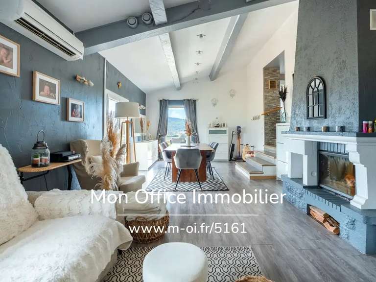 Maison Saint-Cyr-sur-Mer - 4 chambres - 128m²