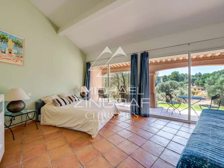 Maison Saint-Cyr-sur-Mer - 12 chambres - 723m²