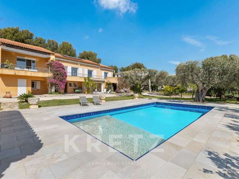 Maison avec Vue sur mer Saint-Cyr-sur-Mer - 6 chambres - 301m²