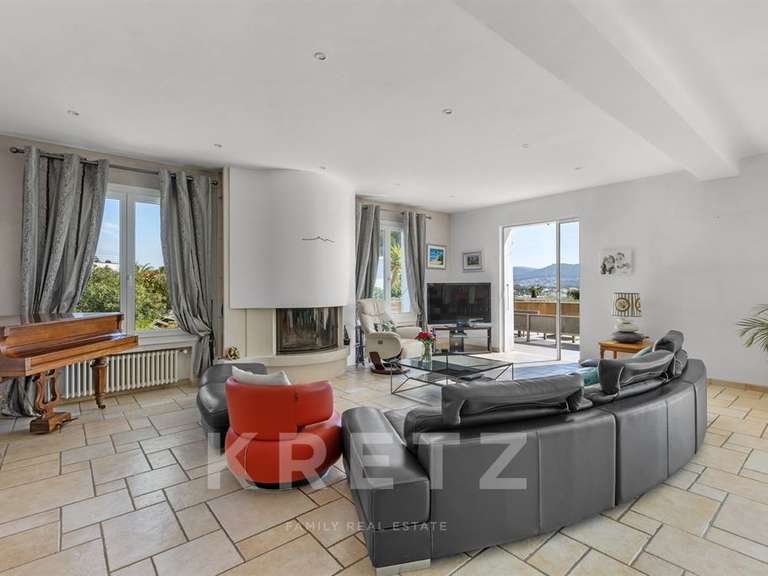 Maison avec Vue sur mer Saint-Cyr-sur-Mer - 6 chambres - 301m²