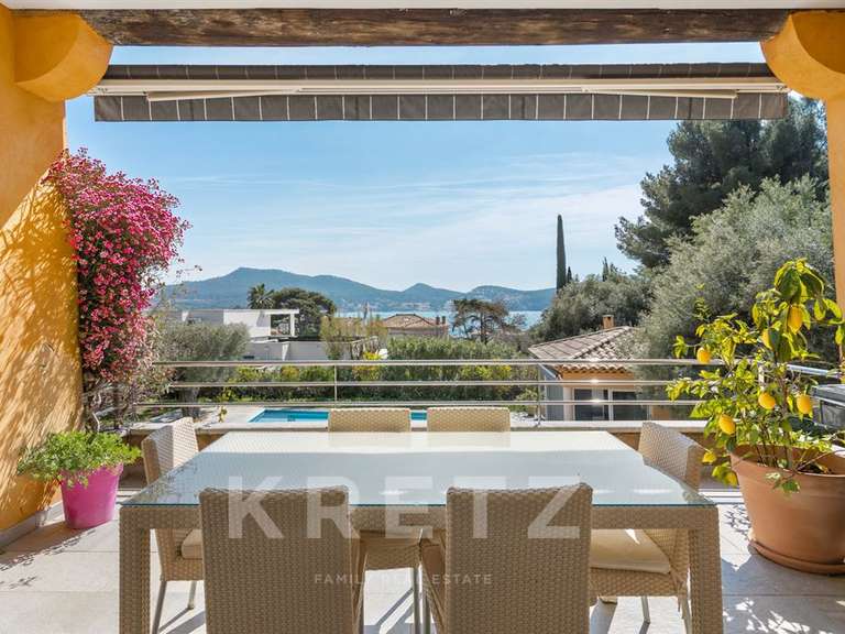 Maison avec Vue sur mer Saint-Cyr-sur-Mer - 6 chambres - 301m²