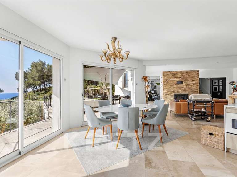 Maison avec Vue sur mer Saint-Cyr-sur-Mer - 4 chambres - 218m²