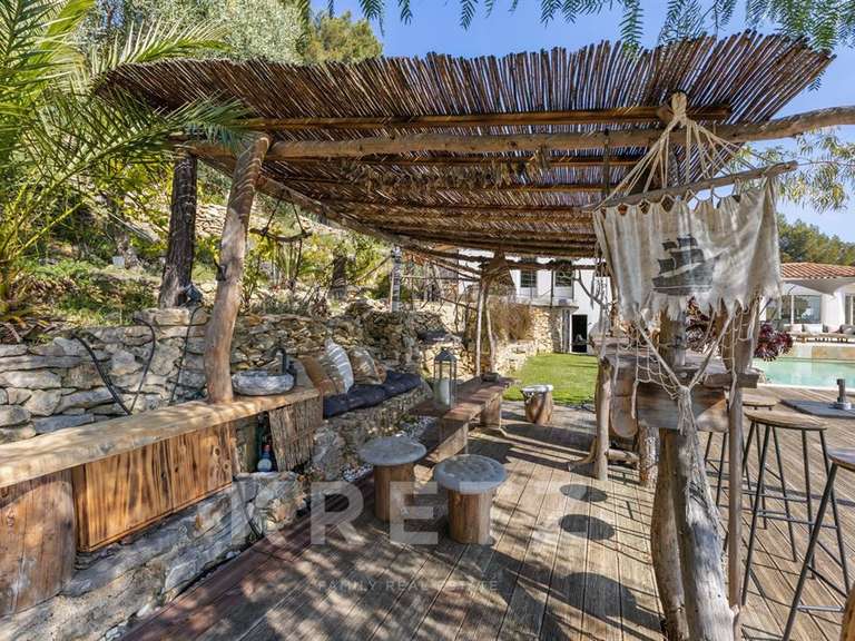 Maison avec Vue sur mer Saint-Cyr-sur-Mer - 218m²