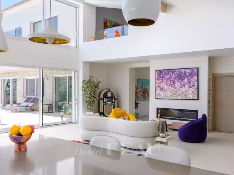 Maison Saint-Cyr-sur-Mer - 5 chambres - 371m²