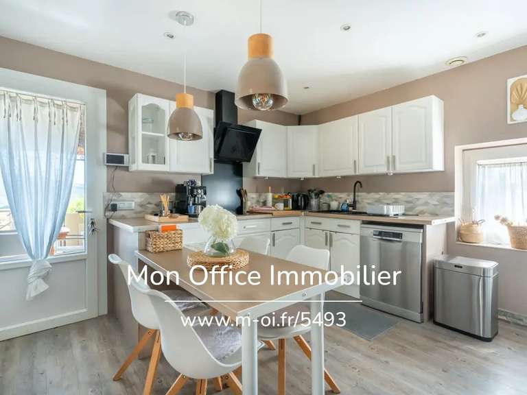 Maison Saint-Cyr-sur-Mer - 4 chambres - 125m²