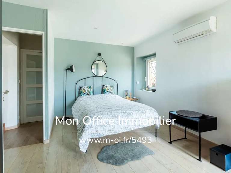 Maison Saint-Cyr-sur-Mer - 4 chambres - 125m²