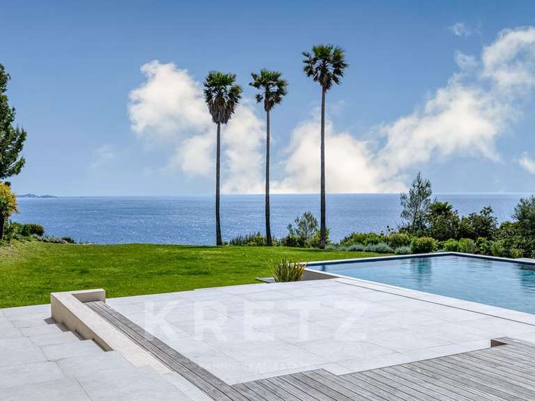 Maison avec Vue sur mer Saint-Cyr-sur-Mer - 6 chambres - 333m²