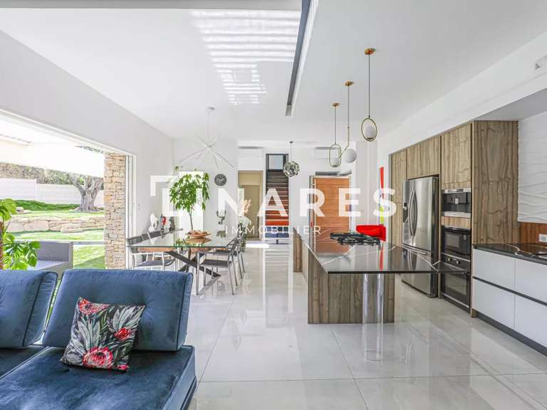 House Saint-Cyr-sur-Mer - 3 bedrooms - 280m²
