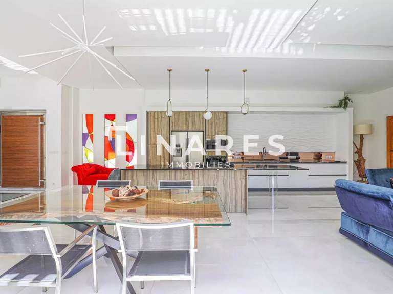 House Saint-Cyr-sur-Mer - 3 bedrooms - 280m²