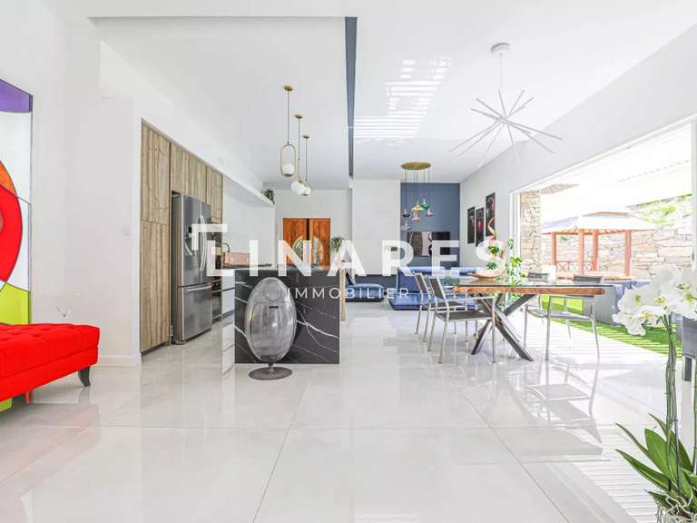 House Saint-Cyr-sur-Mer - 3 bedrooms - 280m²