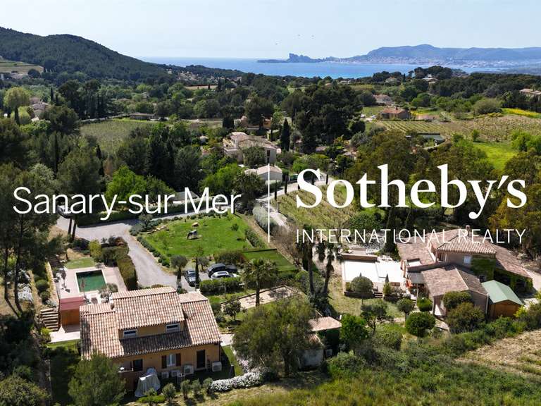 House Saint-Cyr-sur-Mer - 7 bedrooms - 407m²