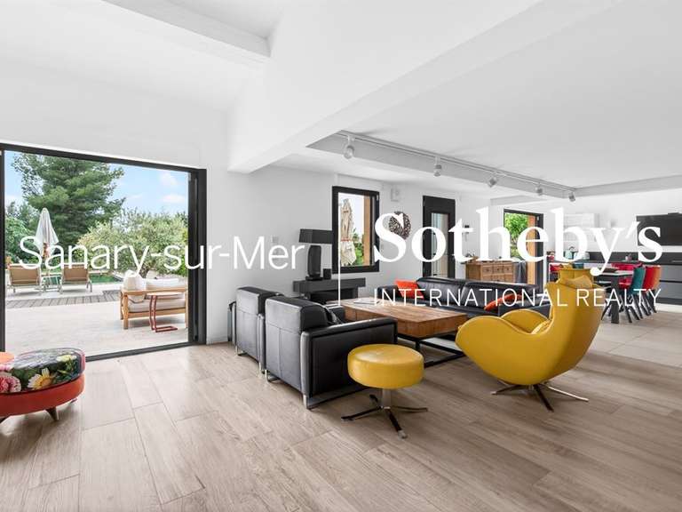 Maison Saint-Cyr-sur-Mer - 7 chambres - 407m²