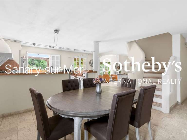 Maison Saint-Cyr-sur-Mer - 7 chambres - 407m²