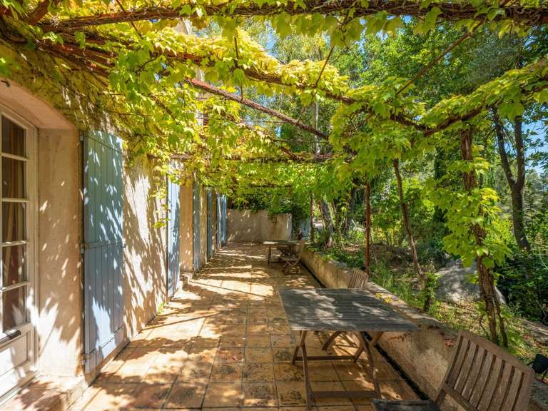 Maison Saint-Cyr-sur-Mer - 12 chambres - 723m²