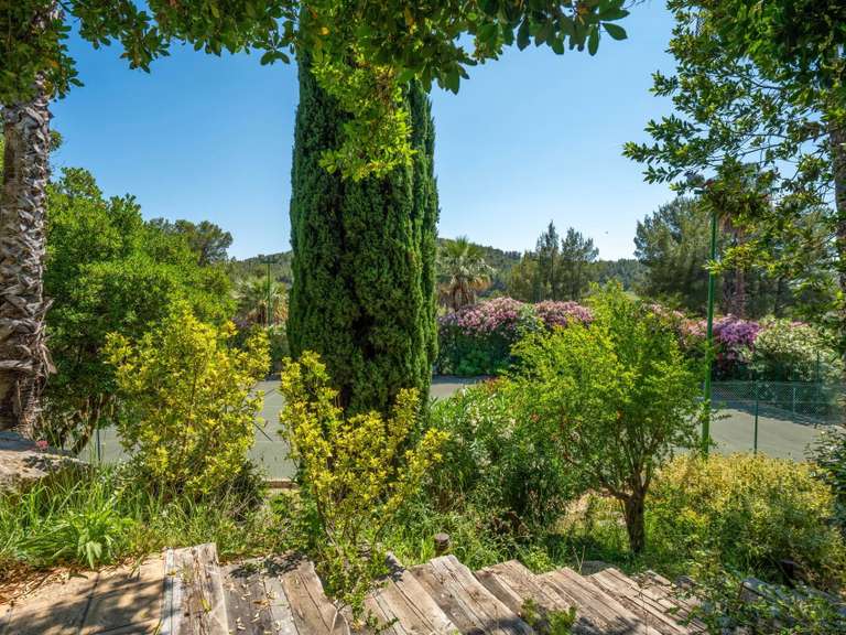 Maison Saint-Cyr-sur-Mer - 12 chambres - 723m²