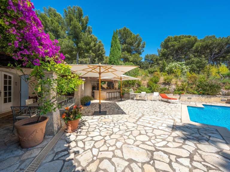 Maison Saint-Cyr-sur-Mer - 12 chambres - 723m²