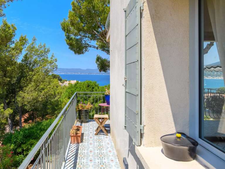 House with Sea view Saint-Cyr-sur-Mer - 5 bedrooms - 269m²