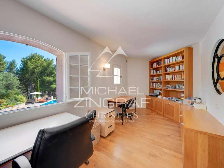 Maison Saint-Cyr-sur-Mer - 8 chambres - 428m²
