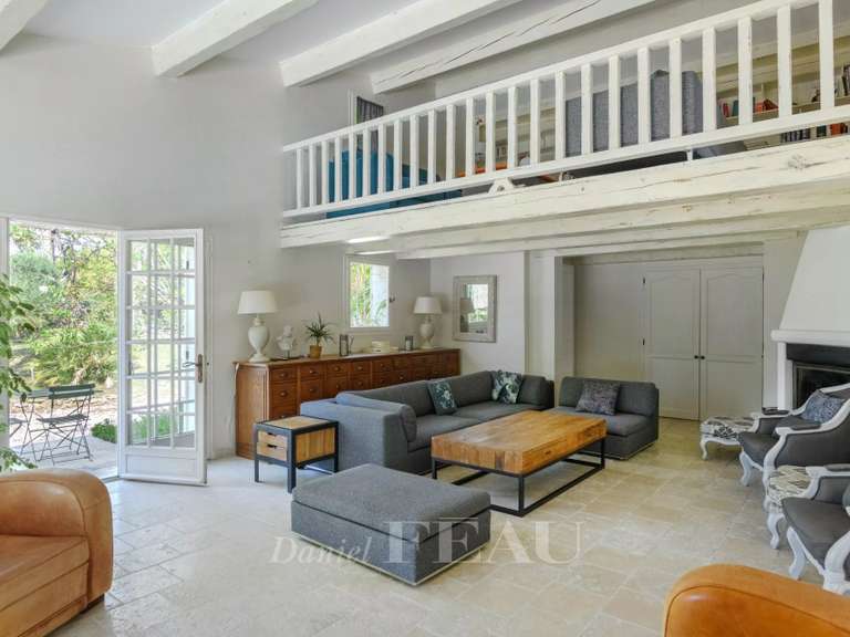 Maison Saint-Cyr-sur-Mer - 8 chambres - 446m²