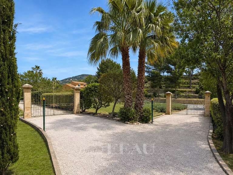 House Saint-Cyr-sur-Mer - 8 bedrooms - 447m²